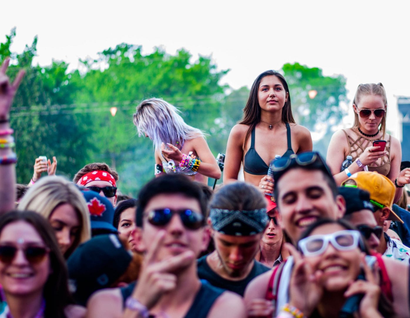 Ever After Music Festival 2016 Brunette Girl Stare during Jauz set